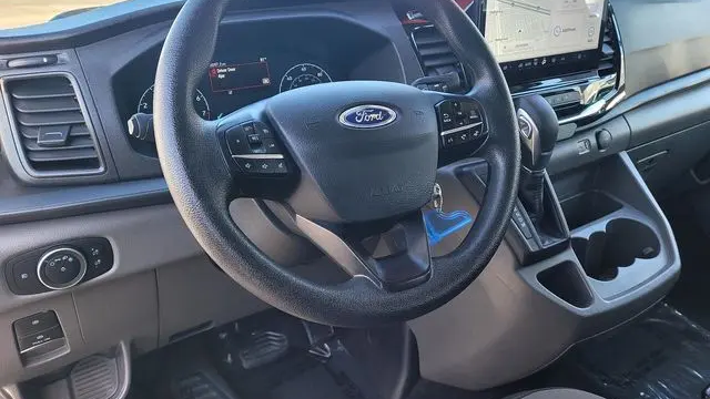 2023 Ford Transit 350 XLT