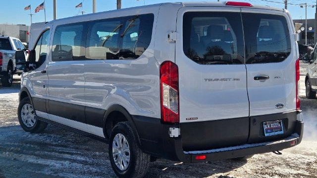 2023 Ford Transit 350 XLT