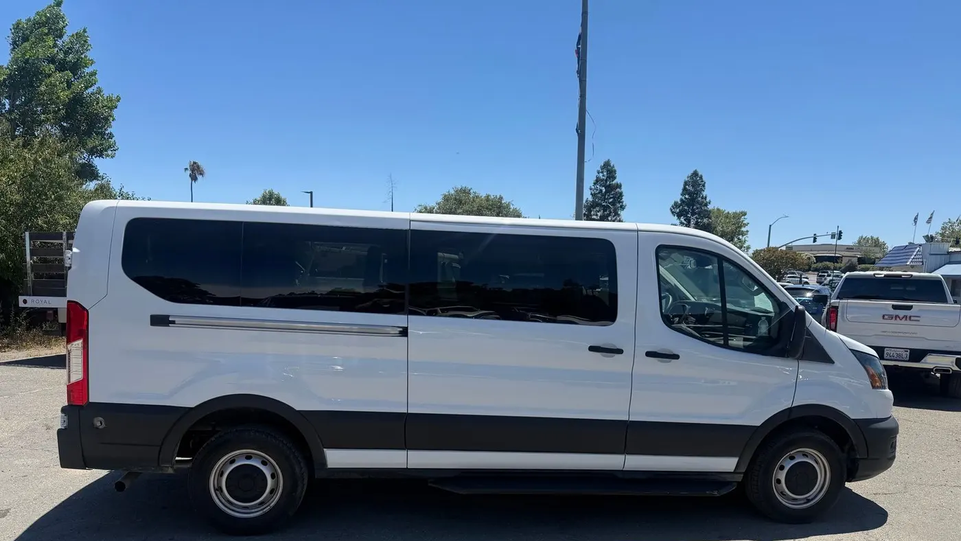 2024 Ford Transit 350 XLT