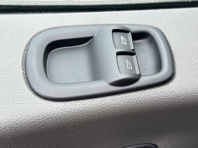 2023 Ford Transit - $35,900