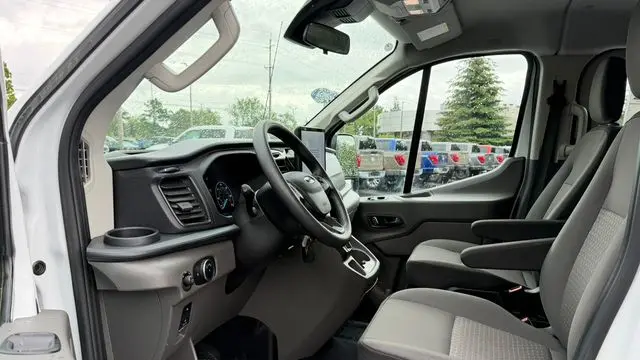 2024 Ford Transit 350 XLT