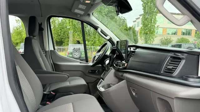 2024 Ford Transit 350 XLT
