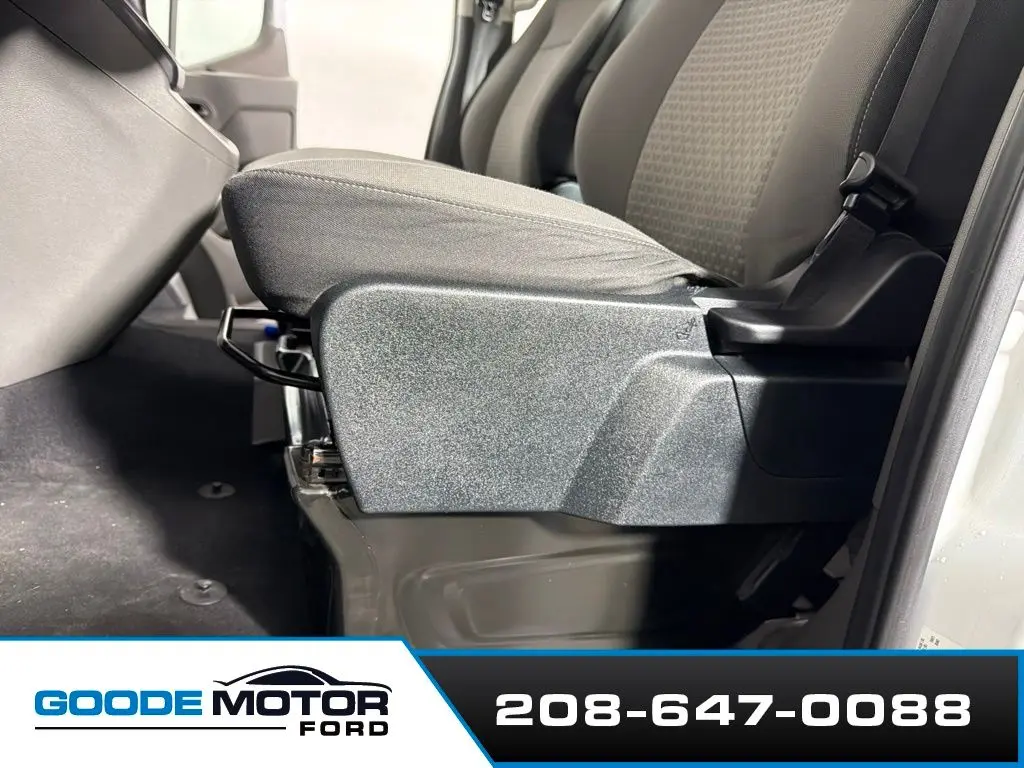 2023 Ford Transit - $32,598