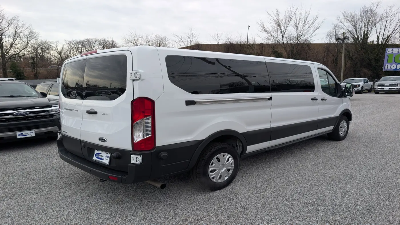 2024 Ford Transit 350 XLT