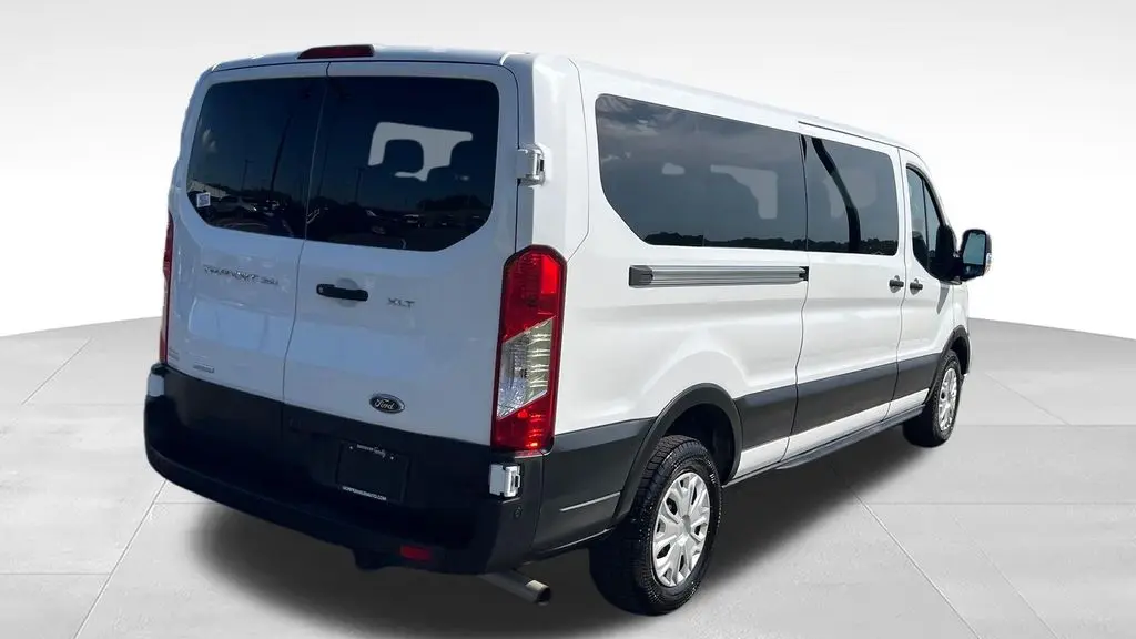 2023 Ford Transit 350 XLT