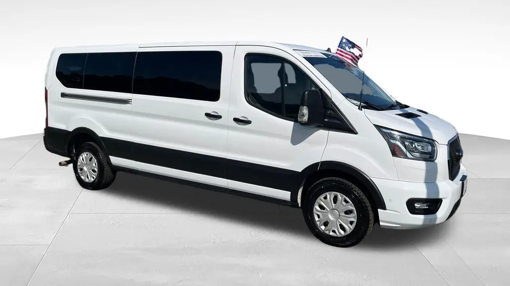 2023 Ford Transit 350 XLT