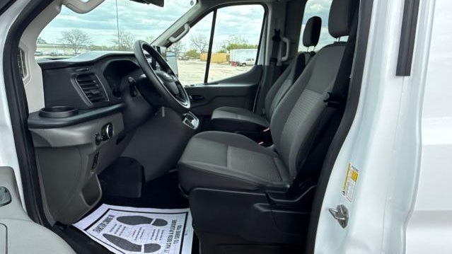 2025 Ford Transit 350 XL