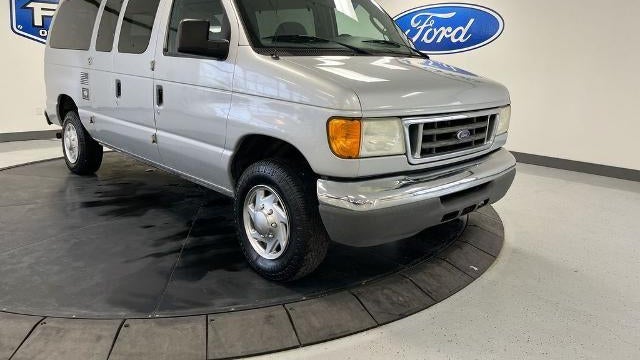 2006 Ford E-Series E-350 SD XL