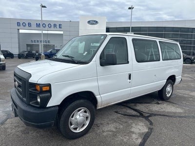 2014 Ford E-Series E-350 SD XL 3DR Passenger Van