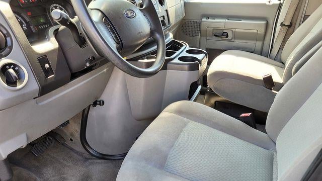 2013 Ford E-Series E-350 SD XL