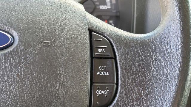 2013 Ford E-Series E-350 SD XL