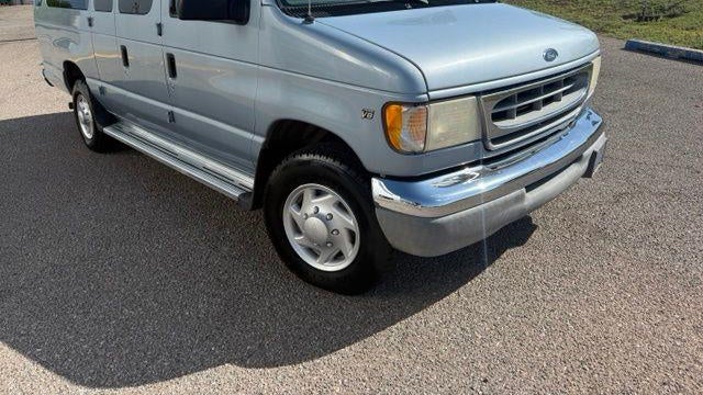 2000 Ford E Series XL SD
