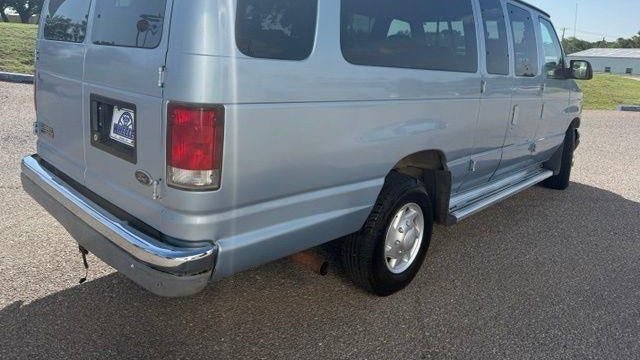 2000 Ford E Series XL SD