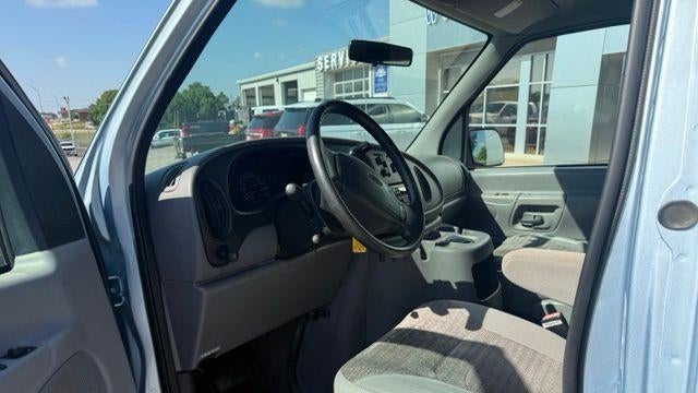 2000 Ford E Series XL SD