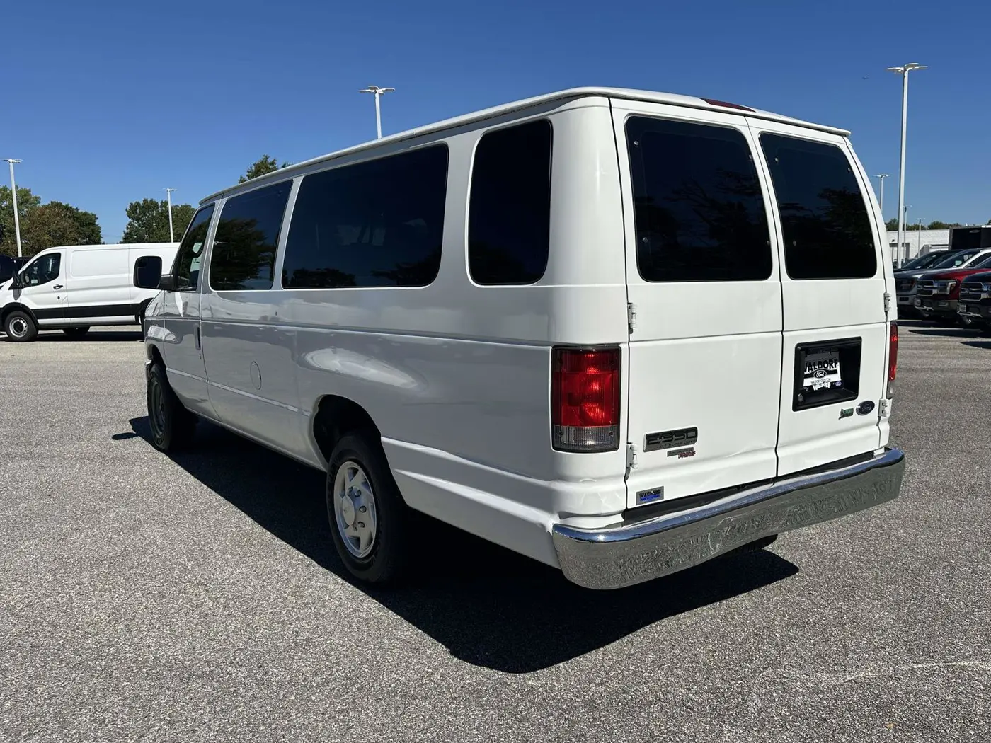 2014 Ford E-350 - $17,000