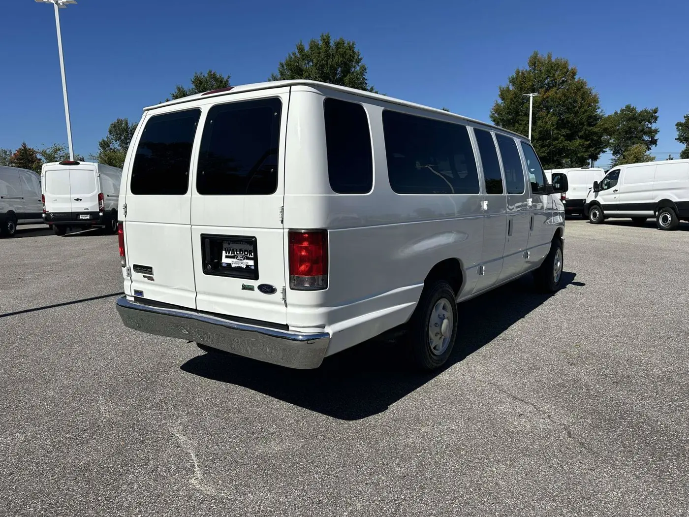 2014 Ford E-350 - $17,000