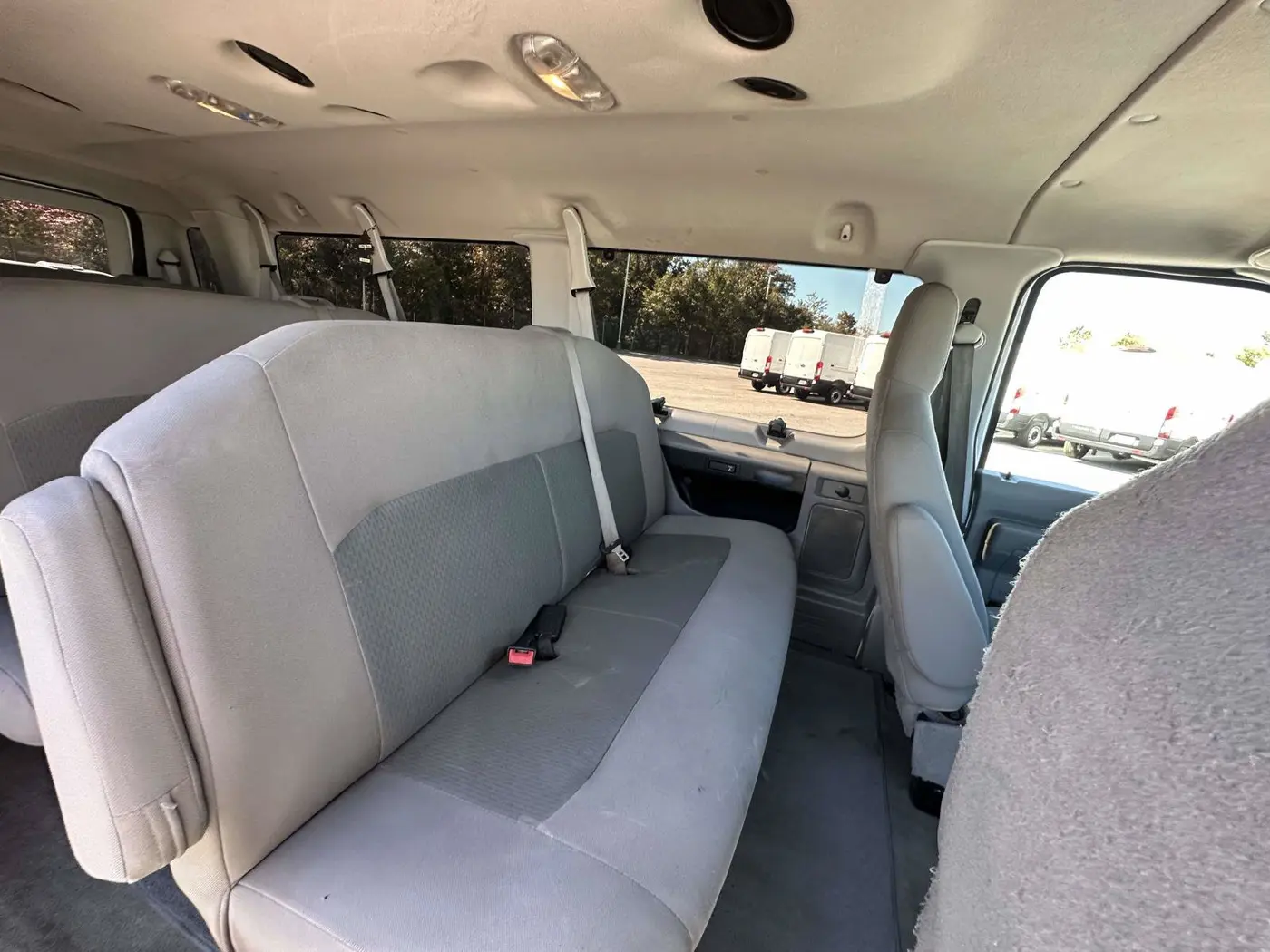 2014 Ford E-350 - $17,000