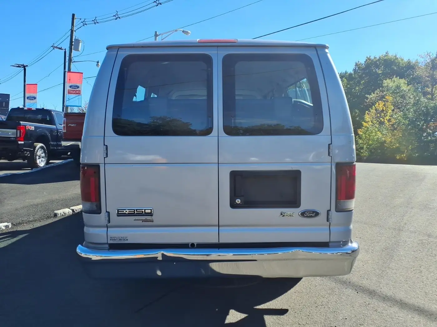 2010 Ford E-350 - $17,900