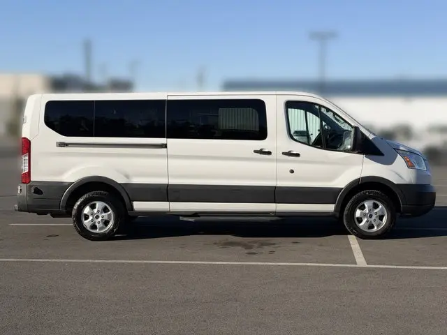 2017 Ford Transit - $17,789