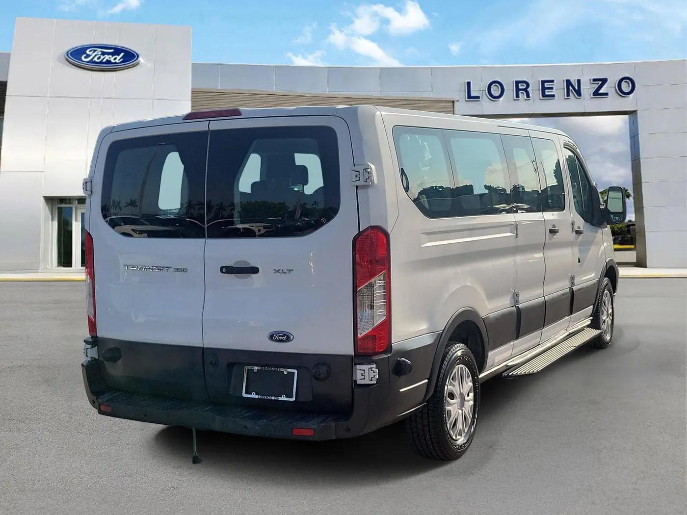 2018 Ford Transit - $17,990