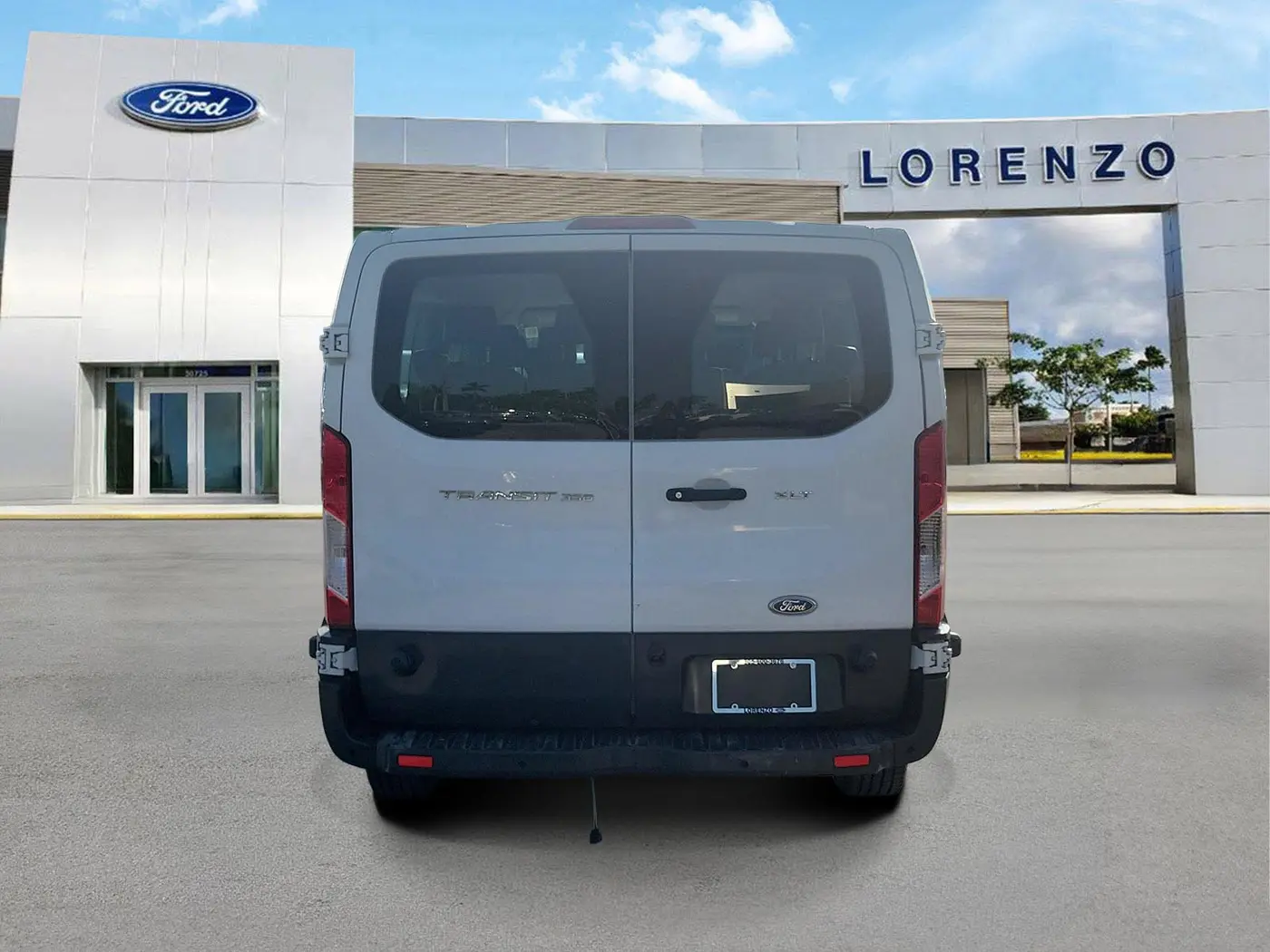 2018 Ford Transit - $17,990