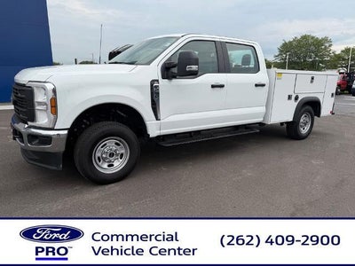 2025 Ford F-250 Super Duty 4X4 XL 4DR Crew Cab 8 FT. LB Pickup
