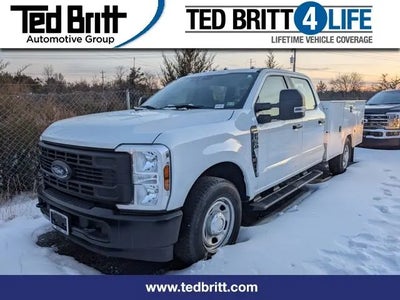 2024 Ford F-350 Super Duty 4X2 XL 4DR Crew Cab 179 In. WB SRW Chassis