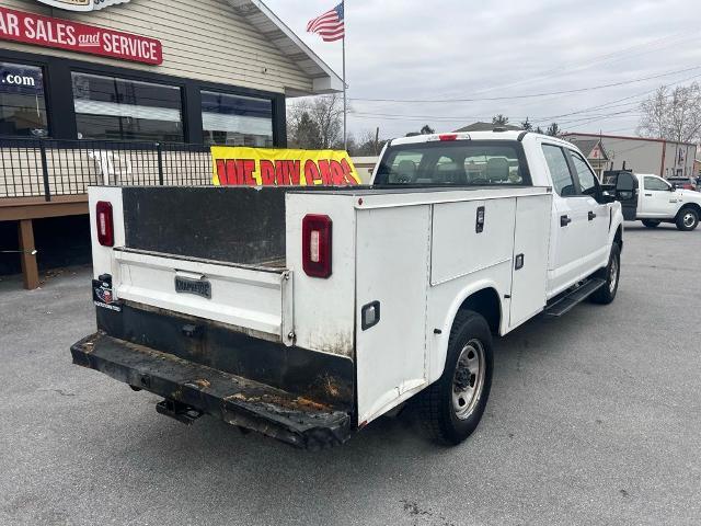 2021 Ford F-350 - $25,300