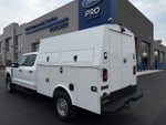 2025 F-350 Super Duty Thumbnail 3