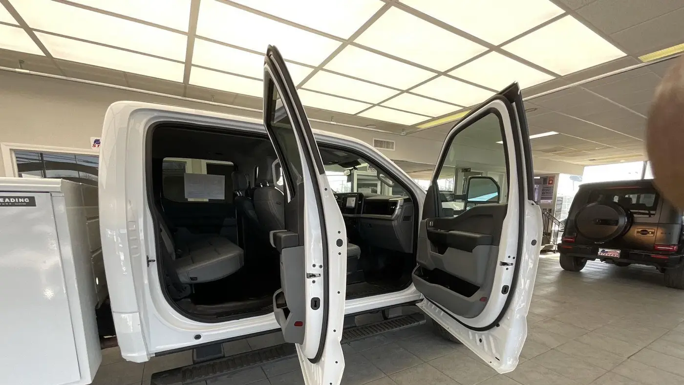 2023 Ford F-350 Super Duty Lariat