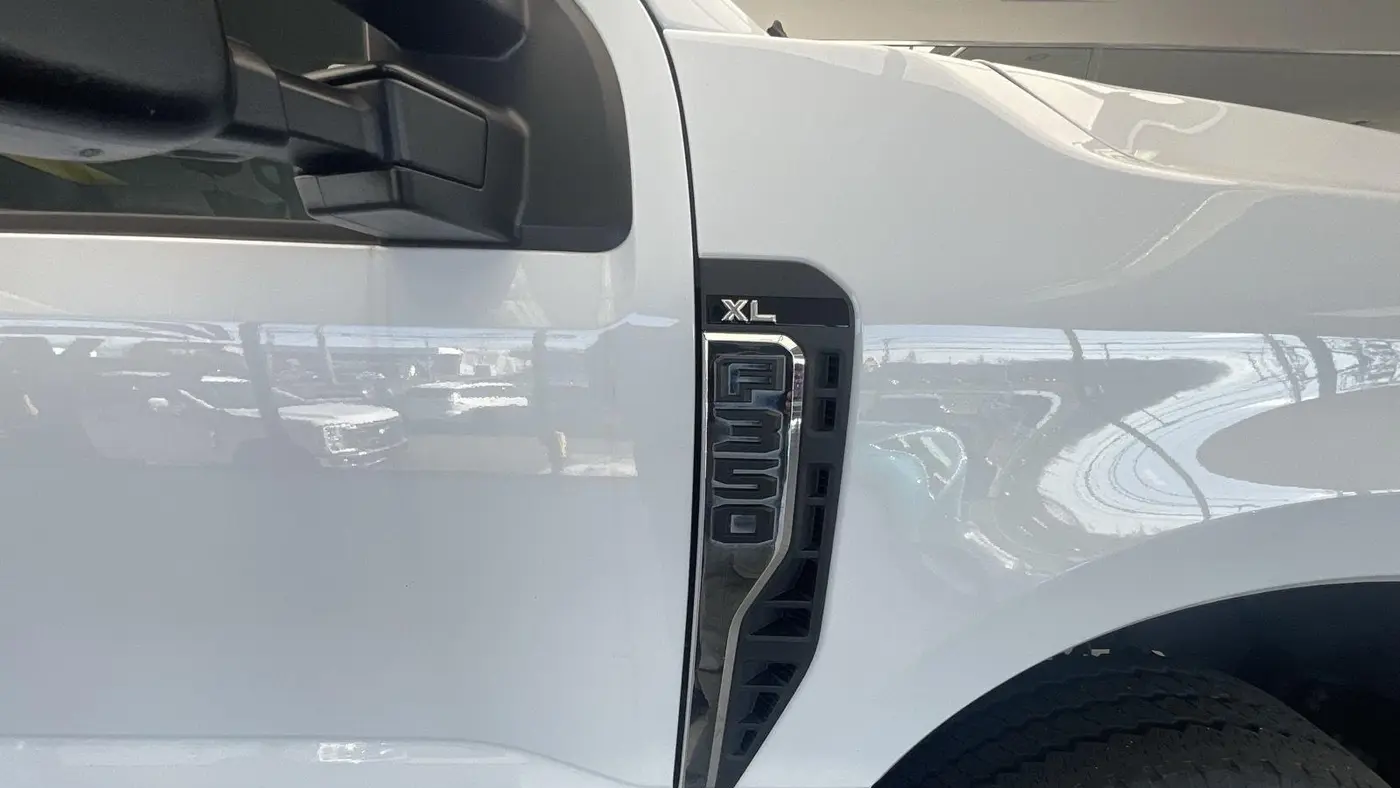 2023 Ford F-350 Super Duty Lariat
