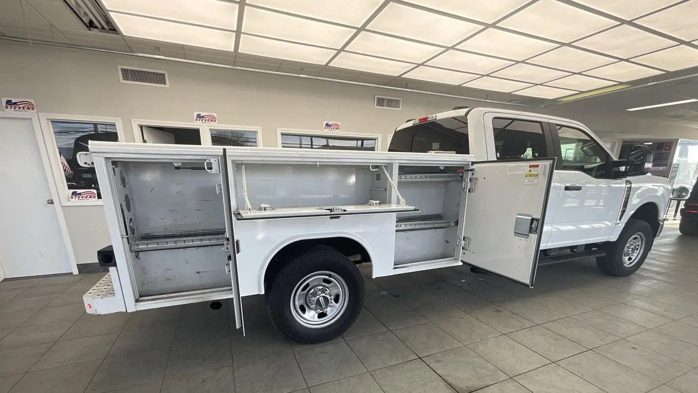 2023 Ford F-350 Super Duty Lariat