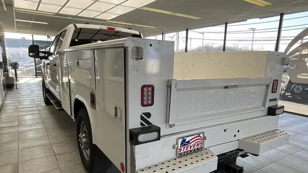 2023 Ford F-350 Super Duty Lariat