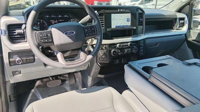 2025 Ford F-350 Super Duty Lariat