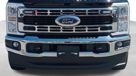 2025 Ford F-350 Super Duty Lariat