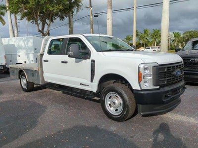 2024 Ford F-350 Super Duty 4X4 Lariat 4DR Crew Cab 179 In. WB SRW Chassis
