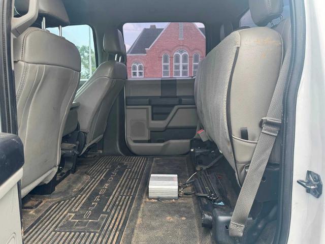 2019 Ford F-350 - $29,900