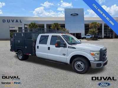 2015 Ford F-350 Super Duty 4X2 XL 4DR Crew Cab 176 In. WB DRW Chassis