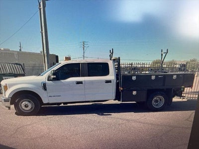 2017 Ford F-350 Super Duty 4X2 XL 4DR Crew Cab 179 In. WB DRW Chassis