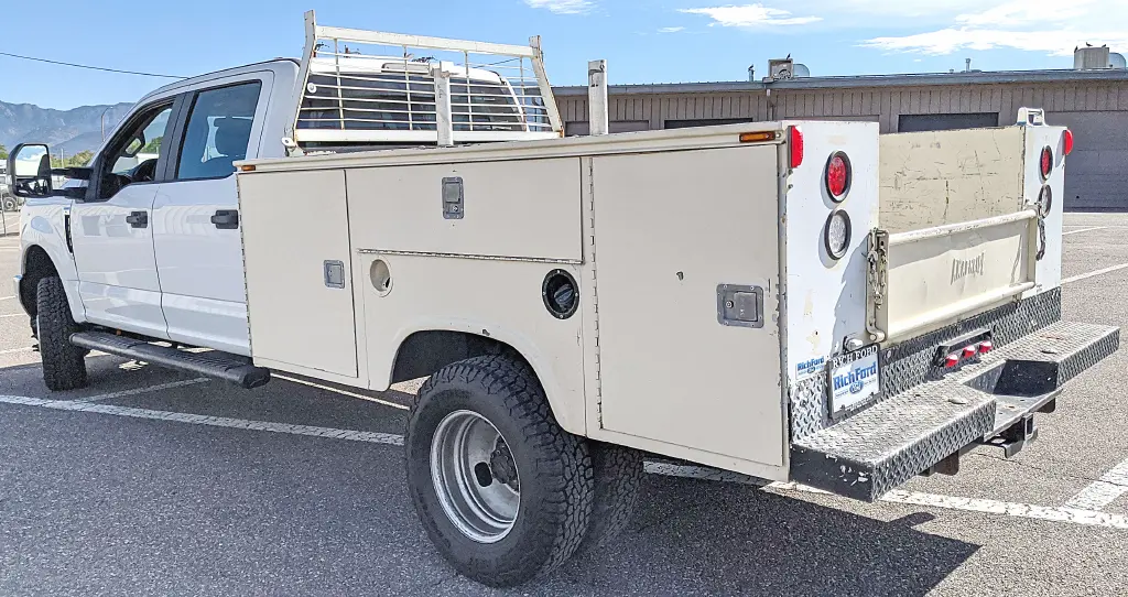 2018 Ford F-350 - $18,932