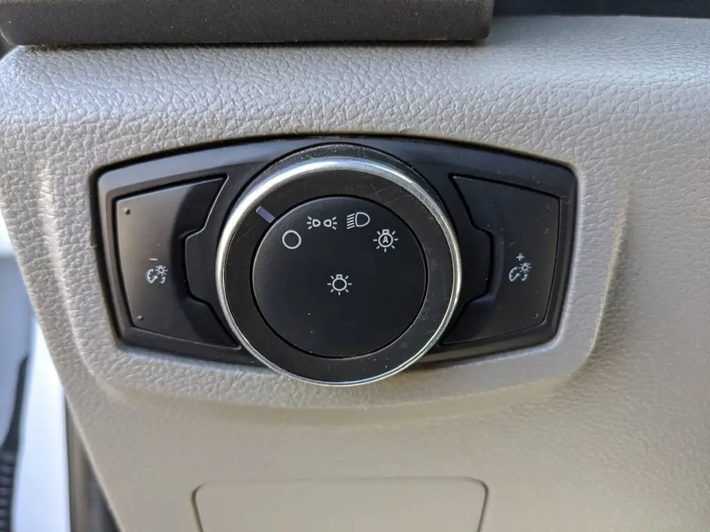 2018 Ford F-350 - $18,932