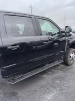 2023 F-350 Super Duty Thumbnail 3