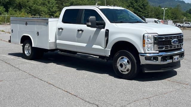 Preowned 2025 Ford F-350 Super Duty Lariat for Sale