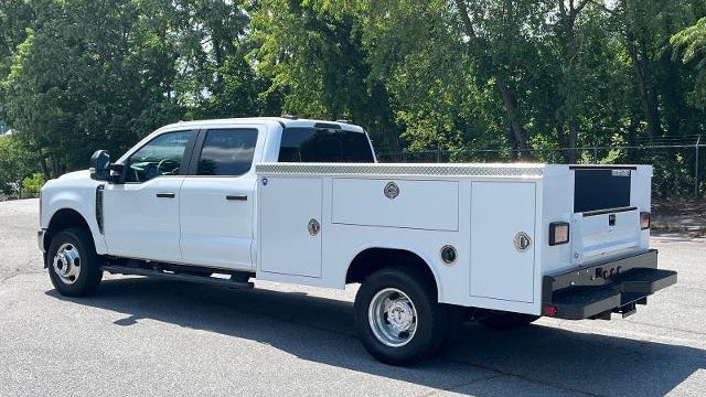 2025 Ford F-350 Super Duty Lariat