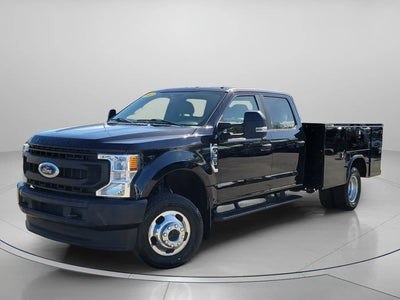 2022 Ford F-350 Super Duty 4X4 Lariat 4DR Crew Cab 179 In. WB DRW Chassis