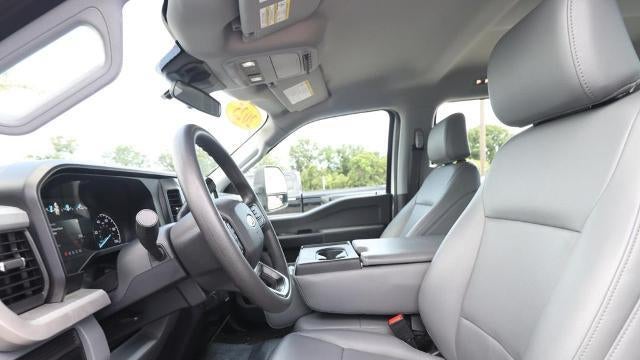 2025 Ford F-350 Super Duty Lariat