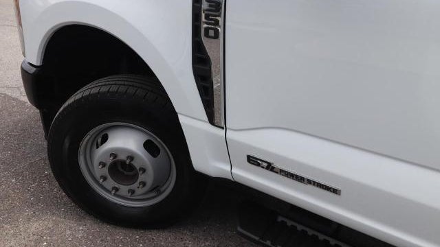 2025 Ford F-350 Super Duty Lariat