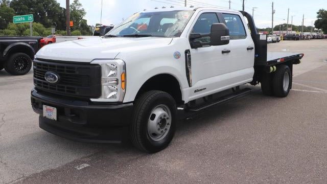 2025 Ford F-350 Super Duty Lariat