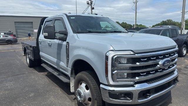 2025 Ford F-350 Super Duty Lariat