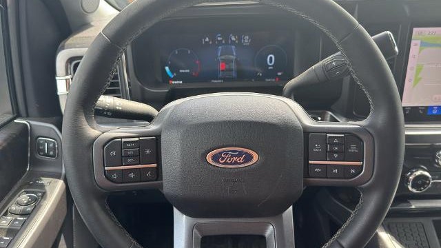 2025 Ford F-350 Super Duty Lariat
